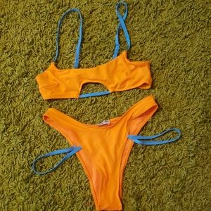 Icon swimsuit-drawing the line-orange/blue
